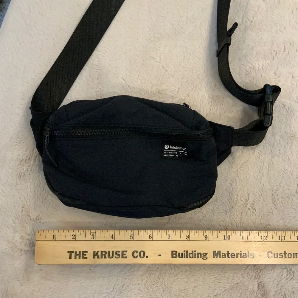 Lululemon Clean lines belt sling bag and mini psychedelic belt bag Black Travel